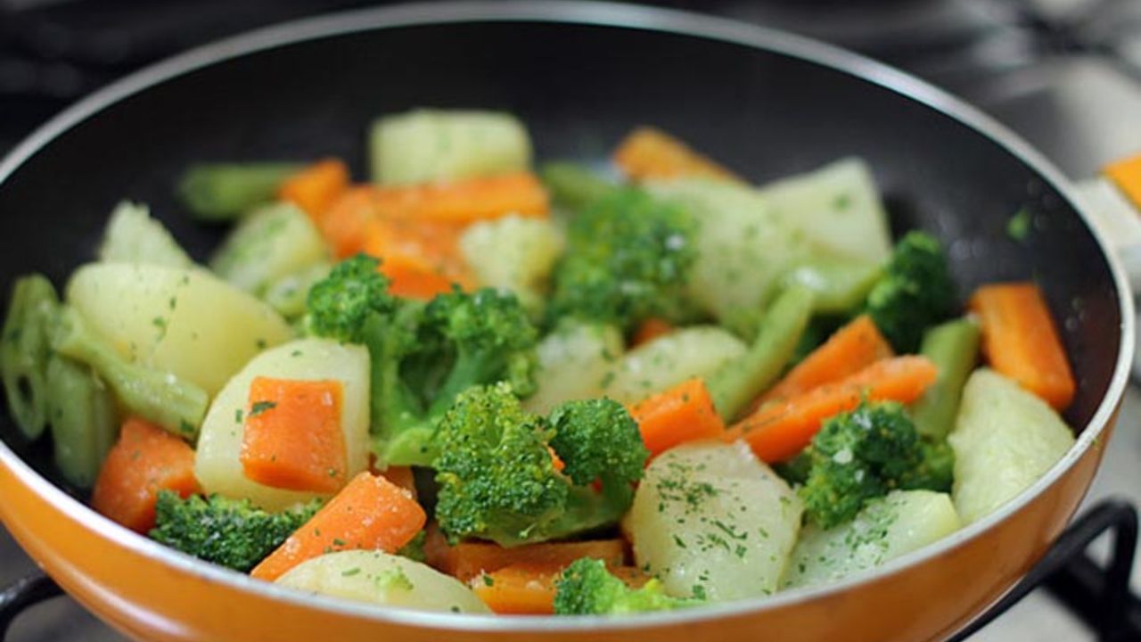 Como manter as vitaminas dos legumes durante o cozimento